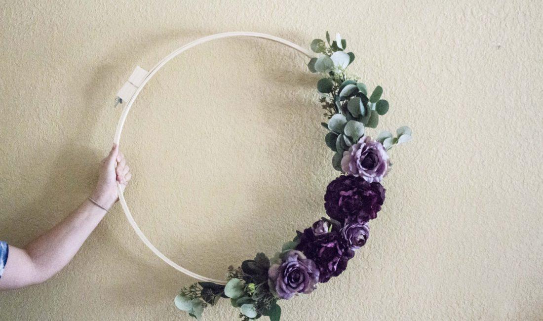 DIY deep purple fall wreath with embroidery hoop