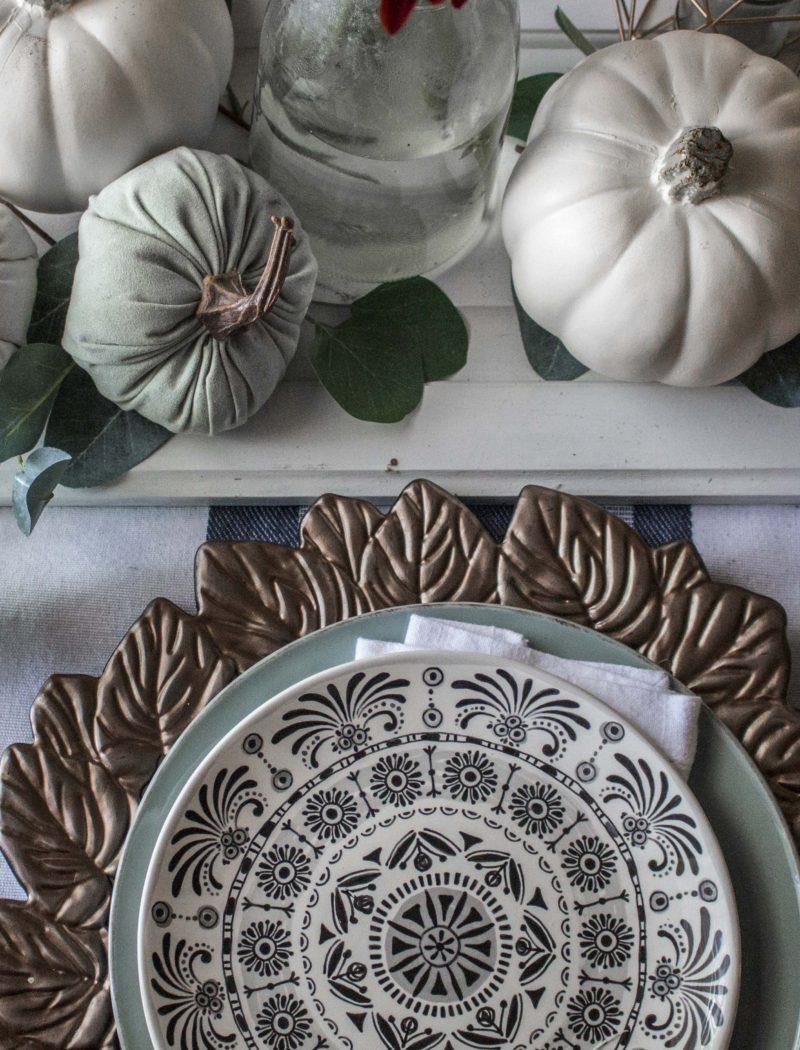 Modern, eclectic tablescape for Fall